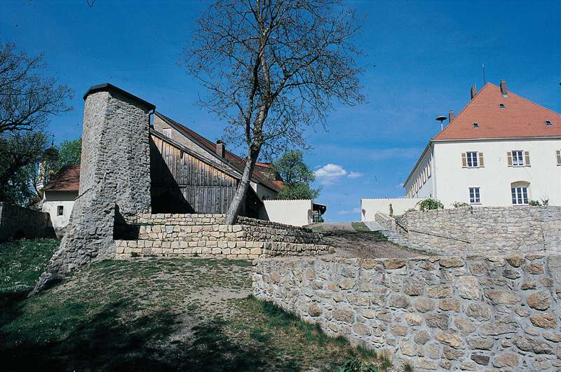 002_burg_vom_hof