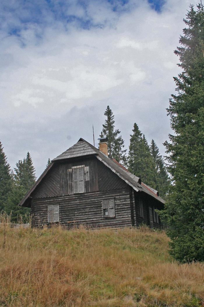 Das 1936 erbaute Touristenhaus steht noch heute (Foto 2008)