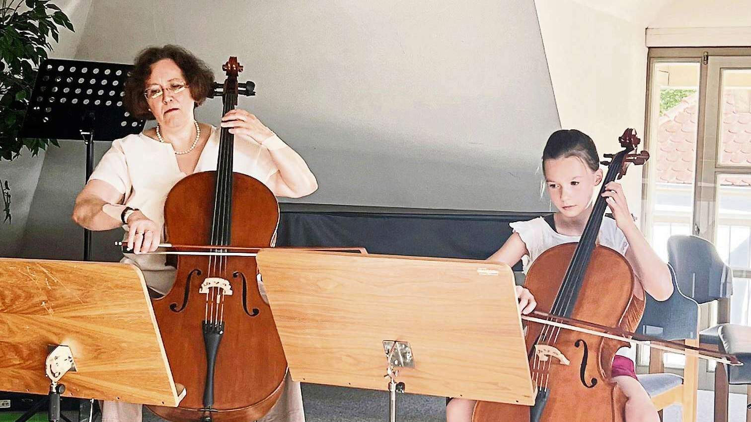 Kreismusikschüler spielen vor Publikum
